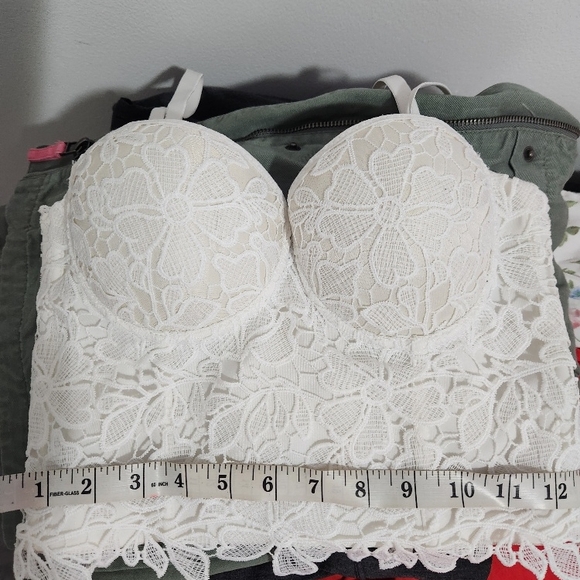 White Lace Bustier Top - Picture 3 of 4